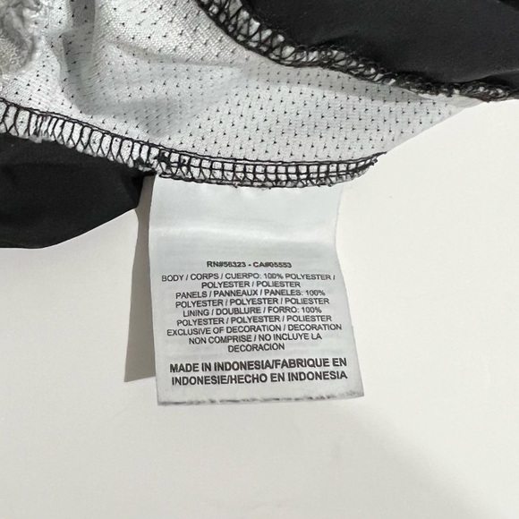 Nike Dri-Fit Shorts - Picture 3 of 4